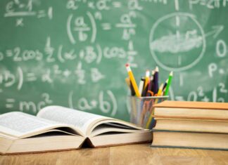 Scholenmarkt voortgezet onderwijs in Alblasserdam op 4 november