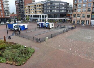 Overdekte fietsenstalling voor winkelcentrum De Meent in Papendrecht