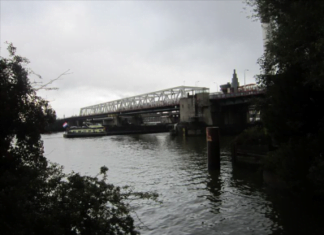 Nachtafsluiting Verkeersbrug Dordrecht (Brugweg) voor onderhoud beweegbare deel van de brug