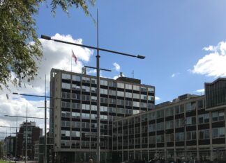 Stadskantoor Dordrecht mogelijk nieuwe opvanglocatie Oekraïners