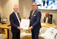 Jaap Paans neemt afscheid, ontvangt erespeld en is eerste ereburger van Smart Delta Drechtsteden