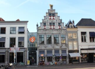 Steekpartij in de bibliotheek van Dordrecht