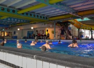 Zwemmers nemen deze week emotioneel afscheid van Zwembad de Waterstee in Numansdorp