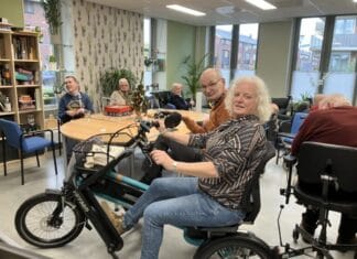 Samen weer op pad: Nieuwe duofiets voor cliënten Gemiva-locaties Puttershoek