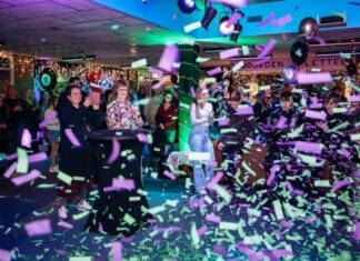 Jongerencentrum Bij Frits feestelijk geopend