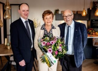 Echtpaar Zuurveld-Verhoeven uit Puttershoek 60 jaar getrouwd