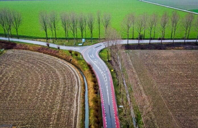 Korteweg en fietspad Bosweg in Zuid-Beijerland van 3 t/m 7 februari gestremd