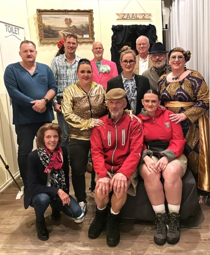 Toneelclub “De Schuring” speelt Bed, Bad en Brood van Anne Terwisscha.