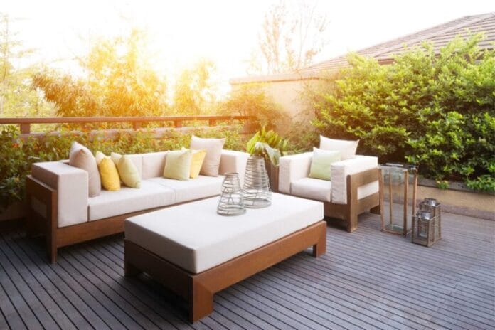 Loungesets als het middelpunt van jouw tuin