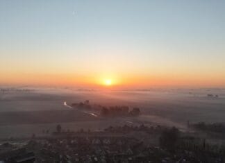 Video: Adembenemende zonsopkomst boven Nieuw-Beijerland!