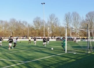 SHO onderuit tegen de Jodan Boys: 2-3