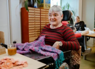 Bakkie doen in activiteitencentrum De Vlier in Puttershoek: ontmoetingsplek voor mensen met niet-aangeboren hersenletsel