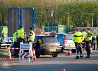 Succesvolle alcohol- en verkeerscontrole op parkeerterrein Kikkershoek