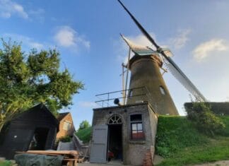 Restauratie korenmolen De Lelie in Puttershoek van start