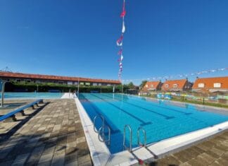 Renovatie van openluchtzwembad ’t Centrum in Klaaswaal: Vooruitblik op de zomervakantie!