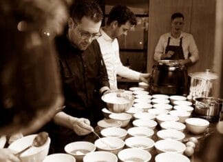 Geniet en doneer: Rotary Club het Haringvliet organiseert culinaire Wijn & Spys benefietavond op 4 april in Numansdorp