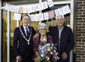 Echtpaar Snijders-den Ouden uit Numansdorp viert briljanten jubileum