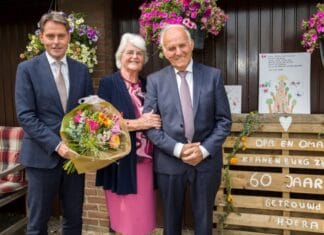 Echtpaar Kranenburg-Kooij uit Piershil viert diamanten jubileum