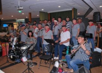 Feestelijke avond bij Alerimus de Open Waard met Shantykoor De Hoeksche Waard