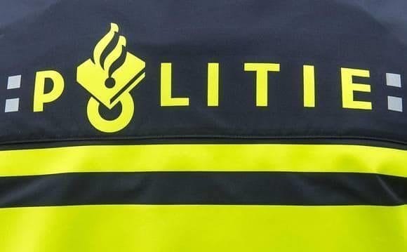 38 jarige vrouw uit Strijen aangehouden voor langdurige oplichting via webshops