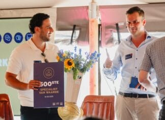 Goudwisselkantoor heet vijfhonderdste collega welkom