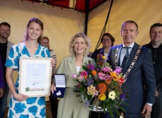 CKC ADO uit ’s-Gravendeel ontvangt Koninklijke Erepenning bij 75-jarig jubileum