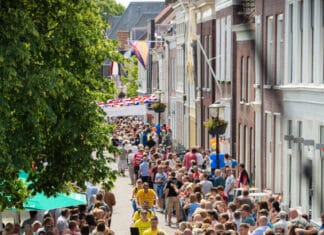 Groots welkom in Oud-Beijerland voor deelnemers Roparun op 2e Pinksterdag