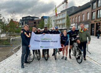 Wethouders moedigen Roparunners uit de Hoeksche Waard aan in Zele (België)