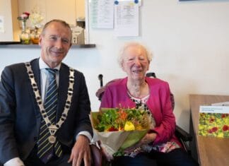 Mevrouw Maelsaeke uit Oud-Beijerland is 101 jaar geworden