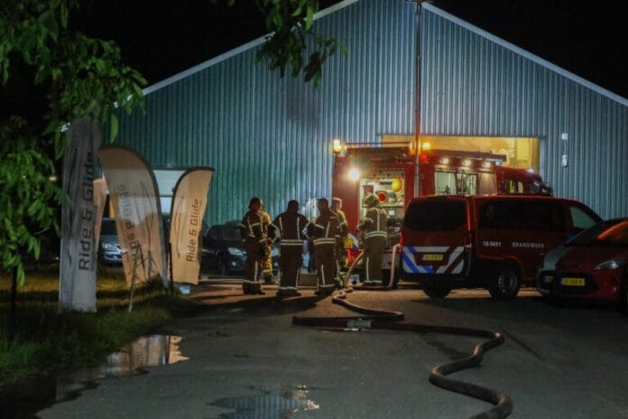 Spoedsluiting bedrijfspand in Numansdorp na explosie