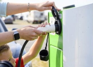 Goede reacties op plankaart locaties toekomstige laadpalen in de Hoeksche Waard