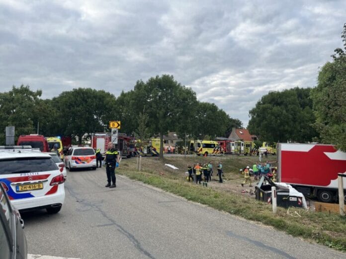 Celstraf voor vrachtwagenbestuurder die dodelijk ongeval Nieuw-Beijerland veroorzaakte