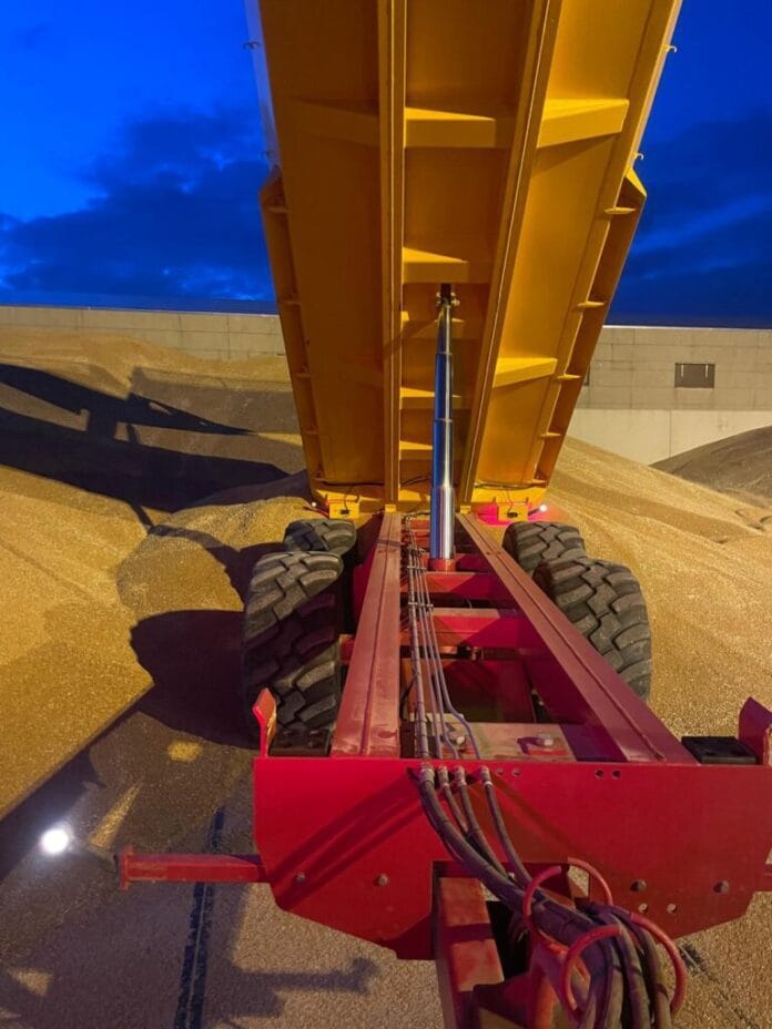 De Hoeksche boerin: “Genieten van het gevoel van een geslaagde start van de oogst.”