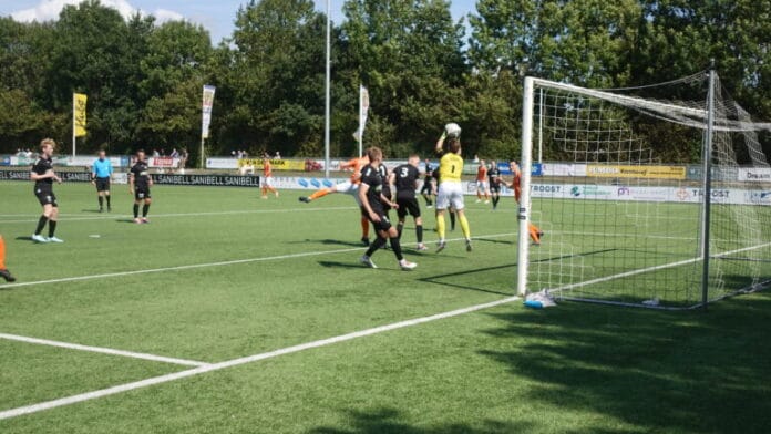 SHO mist gelijkmaker in slotfase tegen IFC