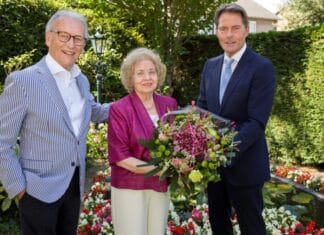 Echtpaar Arends-Hübbers uit Oud-Beijerland viert diamanten jubileum