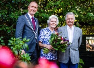 Echtpaar Verhoeff-Flaes uit Puttershoek viert platina jubileum