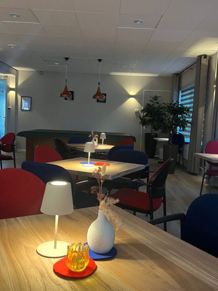 Buurtbakkie in Numansdorp: samen gezellig bezig