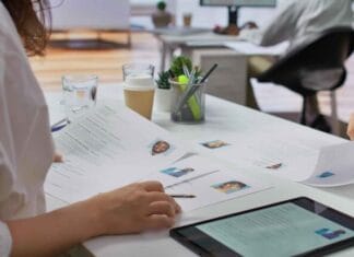 Waarom je tijd en aandacht moet besteden aan het maken van je CV als je gaat solliciteren