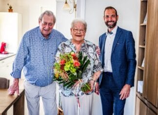 Echtpaar Zwijgers-van der Linden uit Klaaswaal viert diamanten jubileum