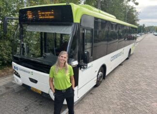 “Wat een man kan, kan een vrouw ook”: Elske over haar stap naar een baan als buschauffeur.