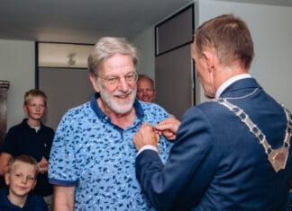 Hans Smit uit Klaaswaal benoemd tot Lid in de Orde van Oranje-Nassau