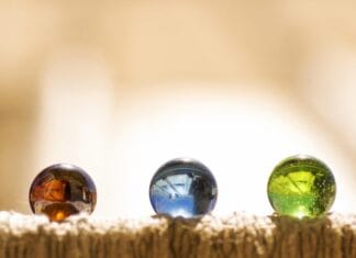 Ontwerp deze herfstvakantie je eigen knikkerbaan!