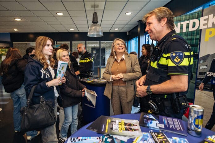 Succesvolle beroepen- en banenmarkt in de Hoeksche Waard brengt lokaal talent en bedrijven samen