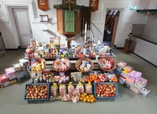 Boodschappeninzameling Dankdag in Maasdam