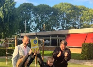 Een feestelijk vijfde SCHOOL op SEEF-label voor OBS Het Driespan in Puttershoek