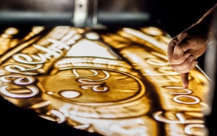 Een bijzondere avond met zandkunstenaar Gert van der Vijver in kerk de Poort