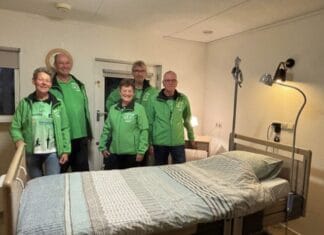 HW-Runners aanwezig bij onthulling nieuwe bedden Hospice Hoeksche Waard dankzij bijdrage Stichting Roparun