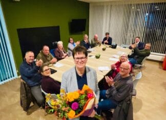Leden BurgerBelangen Hoeksche Waard kiezen Mireille Louwerens-Huys tot lijsttrekker