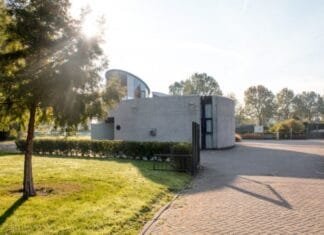 Verwijdering grafbedekking op begraafplaatsen Heinenoord en Puttershoek (De Essenhof)