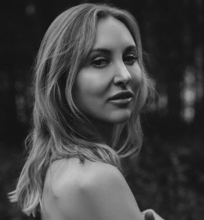 Nieuw boek van de Hoeksche Waardse Sofie Rozendaal